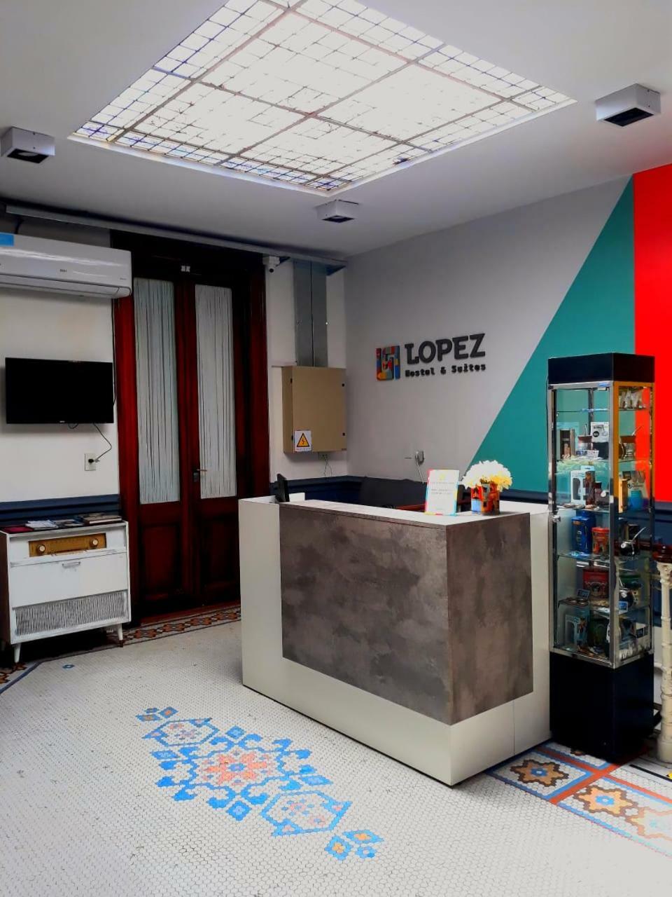 Lopez Hostel & Suites Buenos Aires Bagian luar foto